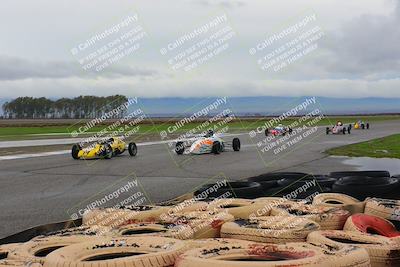 media/Jan-14-2023-CalClub SCCA (Sat) [[d2757389b8]]/Group 5/Race (Sunset)/